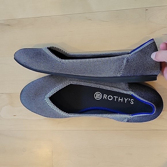 Like New Rothys - Picture 2 of 4